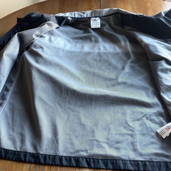 Adidas men’s nylon zip up windbreaker size medium pockets black with gray band - Picture 16 of 16